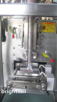 Auger Beratnya 1 Sampai 100g Range Filling Packing Machine